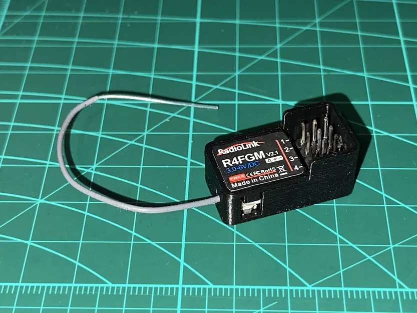 Trường hợp máy thu radiolink r4fgm - Image 1