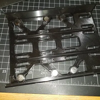 Khay quản lý cáp cho Uplift 900 Chân bàn điều chỉnh - Với tệp bước