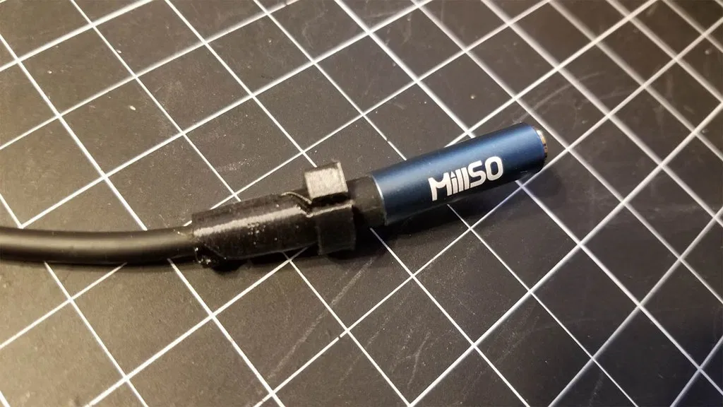 Dưới bộ mở rộng bằng tai nghe/thanh âm thanh và trung tâm ANKER USB 3.0 - Image 5