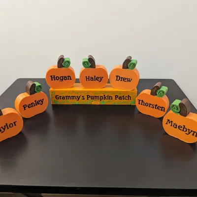 Bí ngô nhỏ và đứng