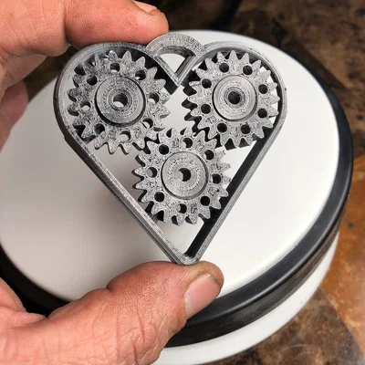 Gearheart với các đường cắt