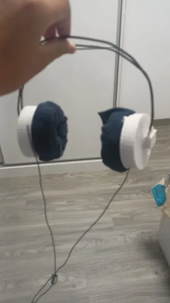 Mũ bảo hiểm tự làm - Image 1