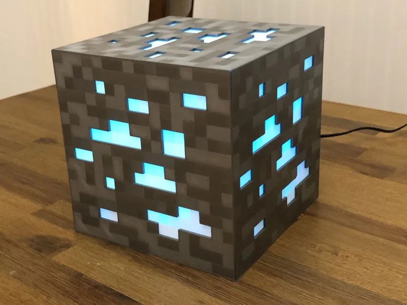 "8 bit" Đèn quặng kim cương Minecraft - Siri đã bật! - Image 1