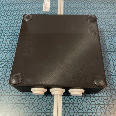 Bộ điều khiển MIDI macro/4x4. Được cung cấp bởi Raspberry Pi Pico.