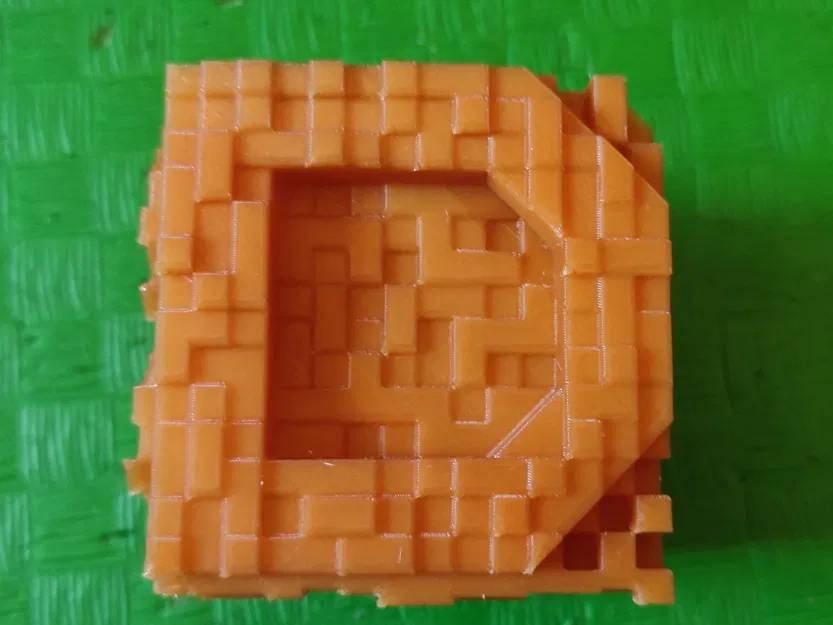 Gần như là một khối lập phương cho một câu lạc bộ 3D! - Image 4