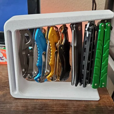 Người giữ dao từ tính