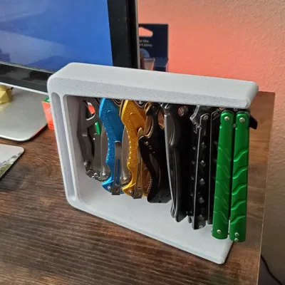 Người giữ dao từ tính