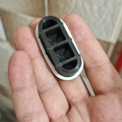 Chân ghế nhà vệ sinh