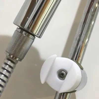 Khai thác/giữ phần đầu của vòi hoa sen - Tệp bước