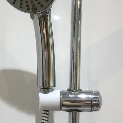 Khai thác/giữ phần đầu của vòi hoa sen - Tệp bước