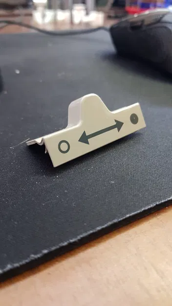 Thay thế cần khóa cửa cho tủ lạnh cắm trại - Image 2