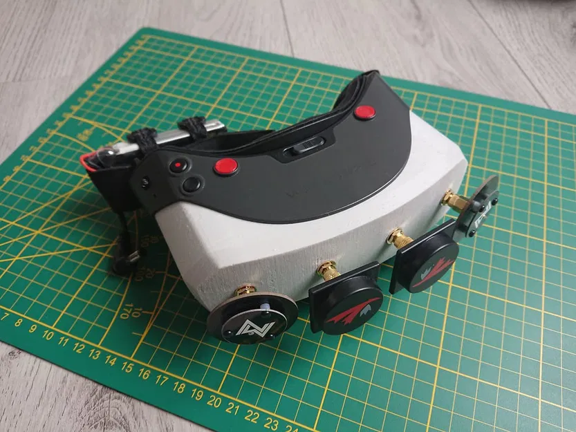 Walksnail Avatar Fatshark Dominator Goggles 4 ăng -ten mặt Mod - Image 1