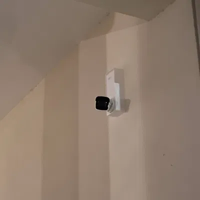 TP-Link EAP615, EAP225, EAP235 Spacer cho "ngoài trời" và tùy chọn với việc gắn camera an ninh.