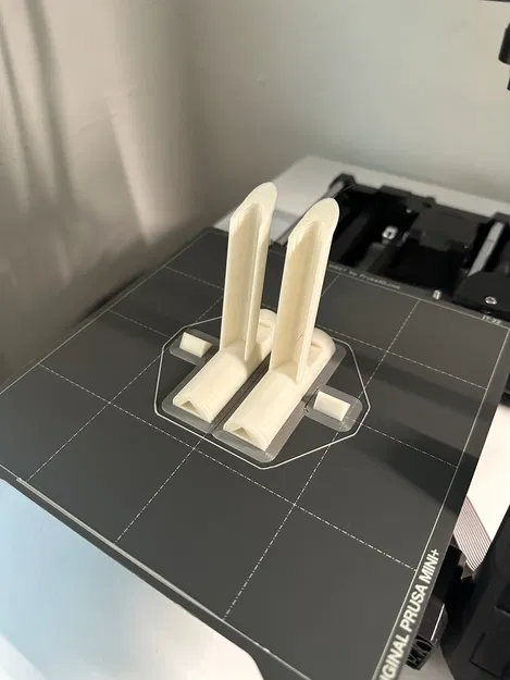 Giá treo tường giữ kính - Image 3