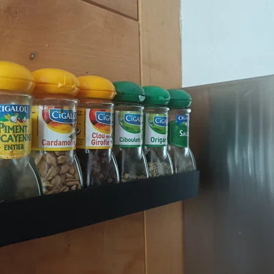 Kệ tường cho các epices