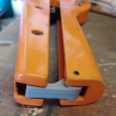 GRIPTER PVC PIPE PIPE - clip thay thế