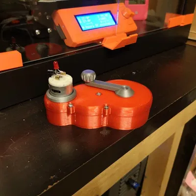 Máy phát điện tay quay