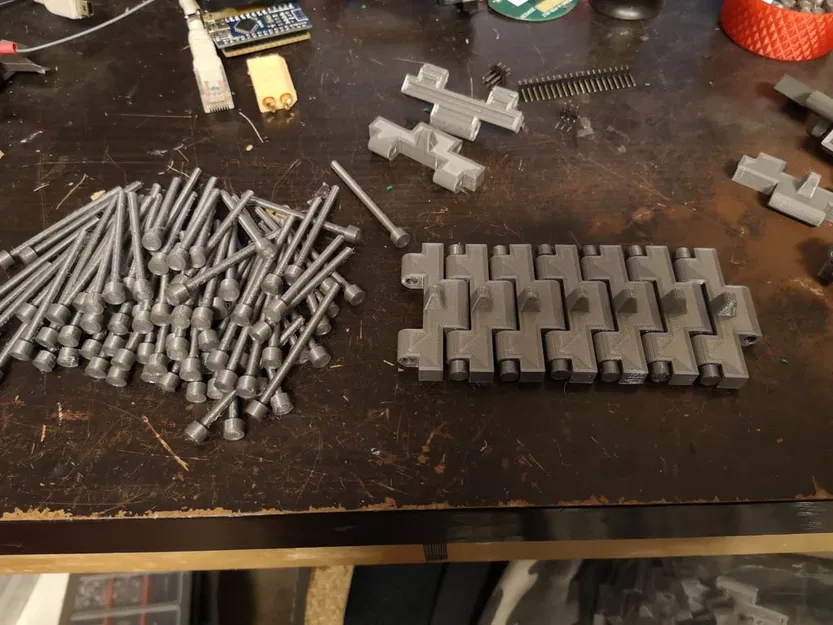 Boltless Track (gần như) - Image 1