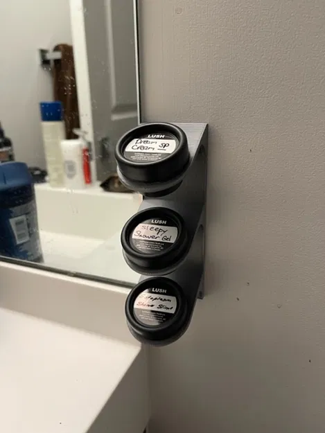 Người giữ nồi mẫu tươi tốt - Image 1