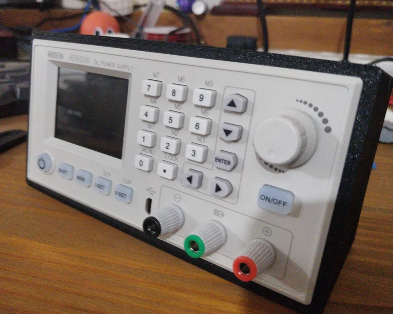 Trường hợp Riden RD6006 - Image 1