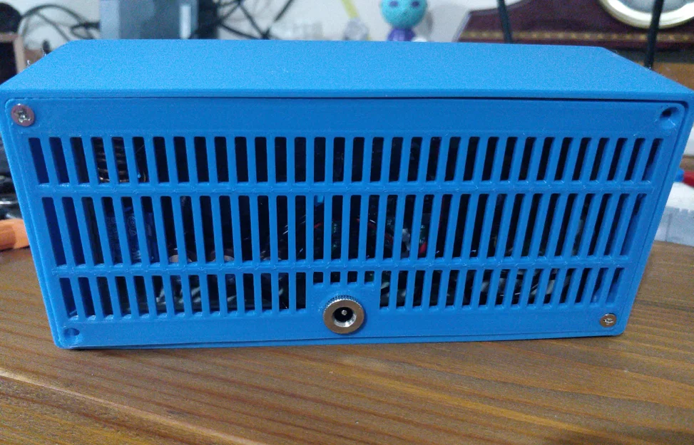 Trường hợp Riden RD6006 - Image 3