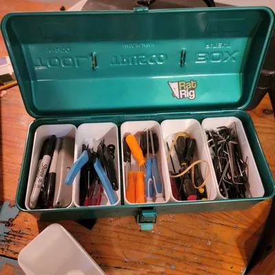 Toyo Steel Trusco Y-350-GN AGLE Hộp công cụ tổ chức