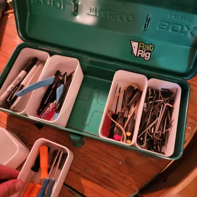 Toyo Steel Trusco Y-350-GN AGLE Hộp công cụ tổ chức