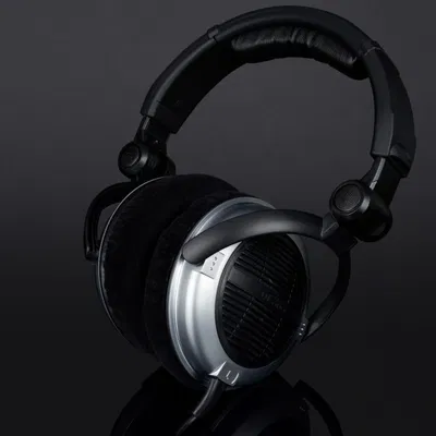 Beyerdynamic DT 860 và DT 460 Xoay