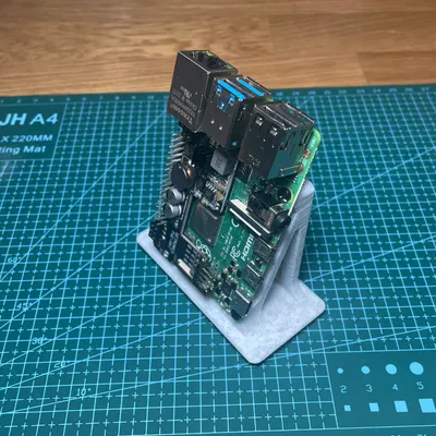 Gridfinity Raspberry Pi Stand