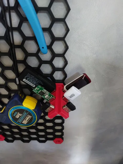 Tường tổ ong USB v6 - Image 1