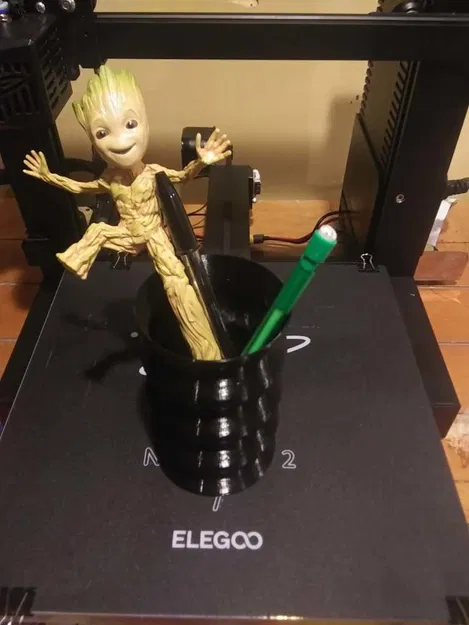 Bình lượn sóng (bút chì có thể) - Image 1