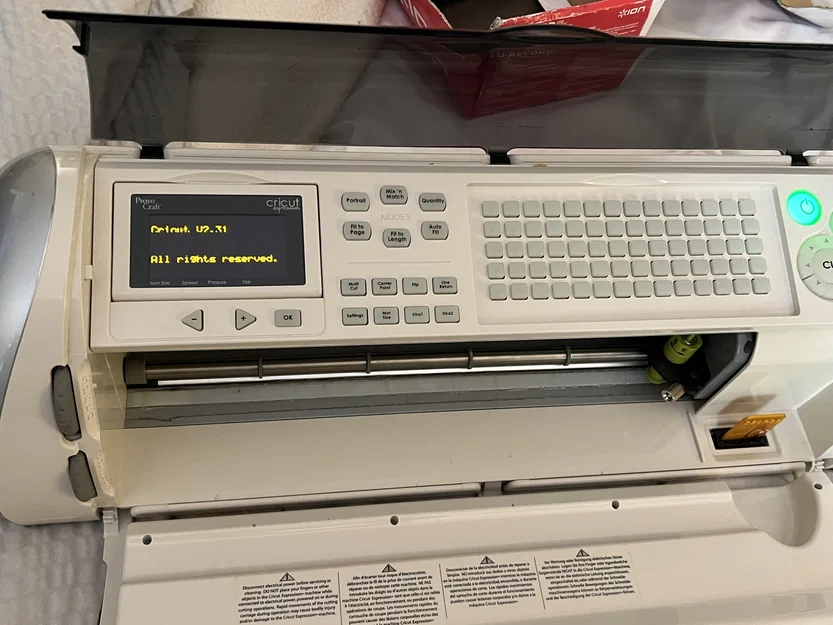 Cạnh biểu thức Cricut cho George - Image 7