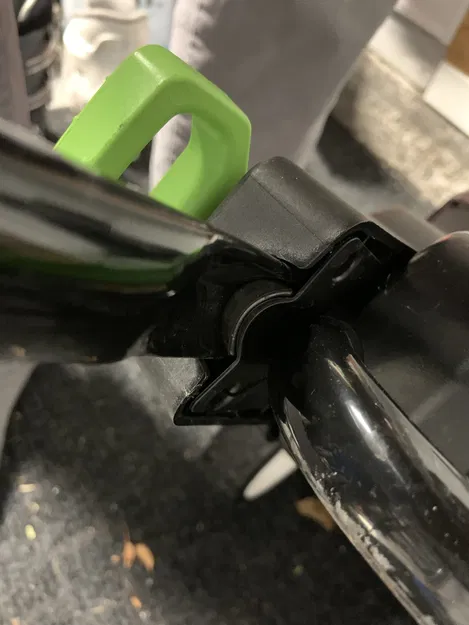 Treo cây xanh không có cây xanh - Image 3