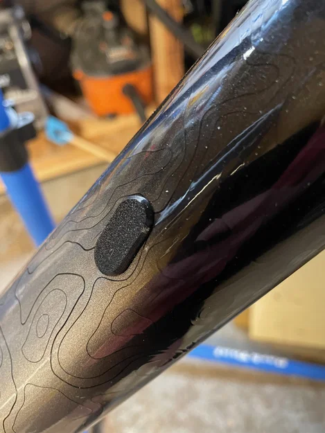 TPU grommet cho định tuyến cáp bên trong trên khung xe đạp Cannondale. - Image 4