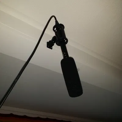 Giá đỡ lạnh gắn kết cho camera với hai ốc vít