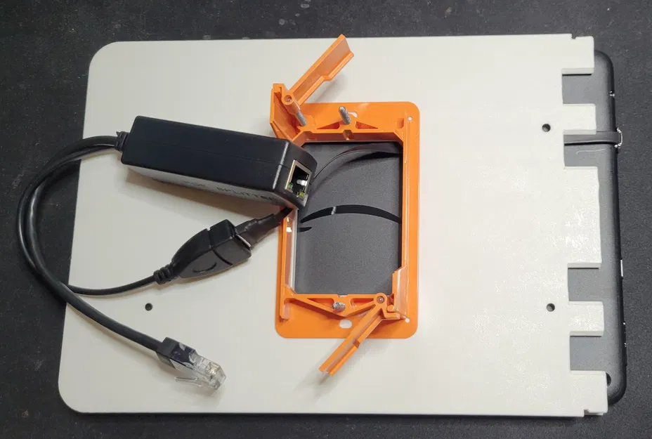 Giá treo tường cho máy tính bảng Fire HD 10, thế hệ 13 (2023) và thế hệ 11 (2021) - Image 12