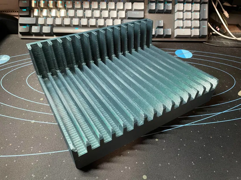 Giá đỡ mô hình nhựa - Image 1