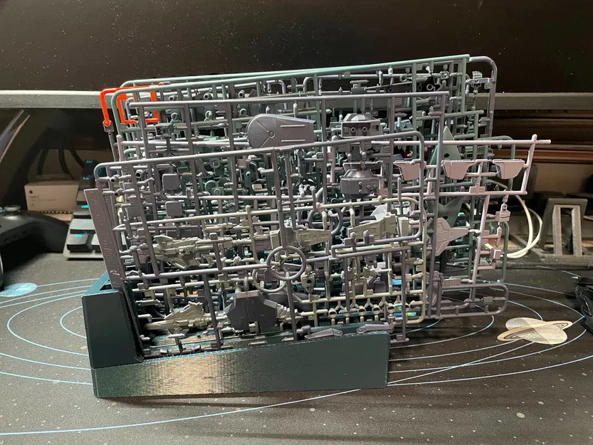 Giá đỡ mô hình nhựa - Image 3