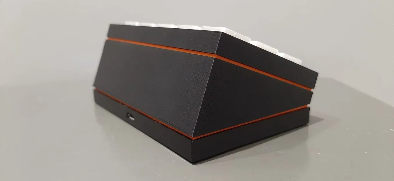 Bảng điều khiển ExtenDeck với phần cứng và keycap Cherry MX - Image 2