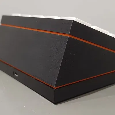 Bảng điều khiển ExtenDeck với phần cứng và keycap Cherry MX