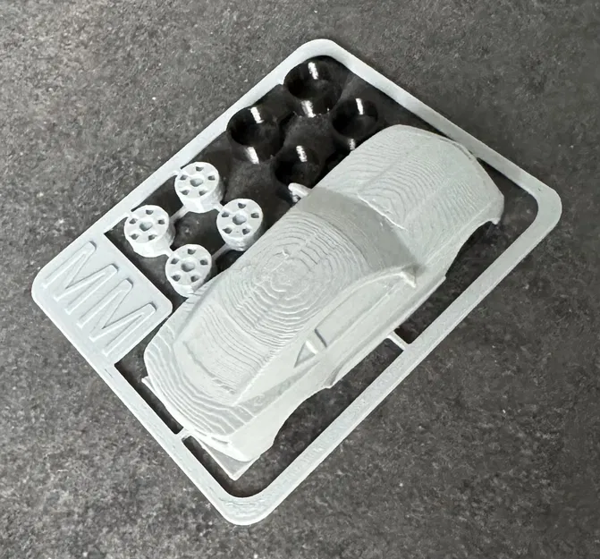 Mô hình xe Camaro 2010 chi tiết và thực tế - Image 5