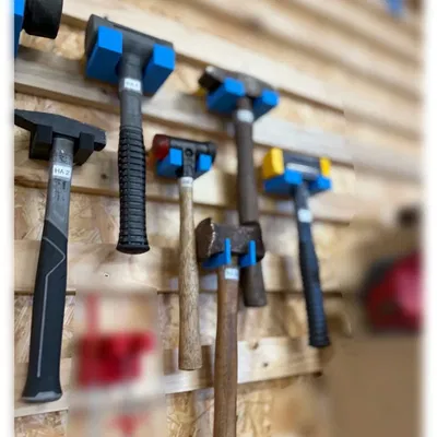 Giá đỡ búa kiểu French Cleat của Frenchfinity