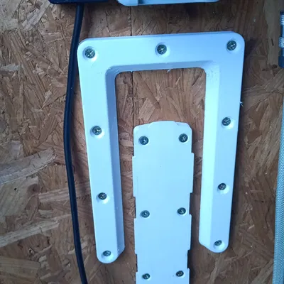 Giá đỡ pin xe đạp điện gắn tường tiện lợi