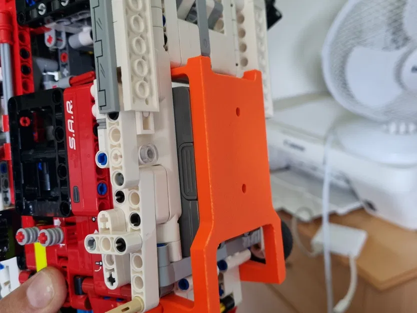 Giá đỡ tường cho trực thăng cứu hộ LEGO Airbus H175 - Image 4