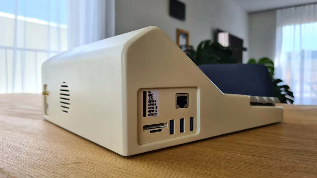 Bảng điều khiển Cyberdeck tùy chỉnh cho Linux - Image 4