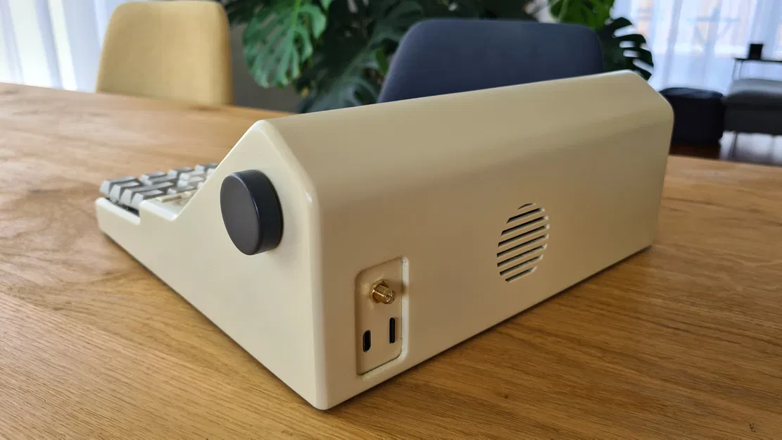 Bảng điều khiển Cyberdeck tùy chỉnh cho Linux - Image 6