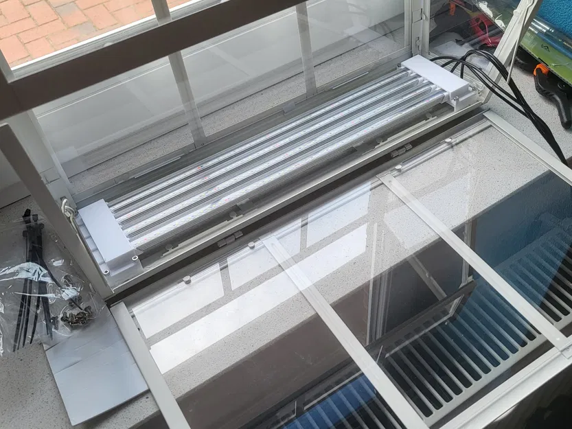 Giá đỡ đèn cây Ikea ÅKERBÄR cho cây trồng 45cm - Image 2