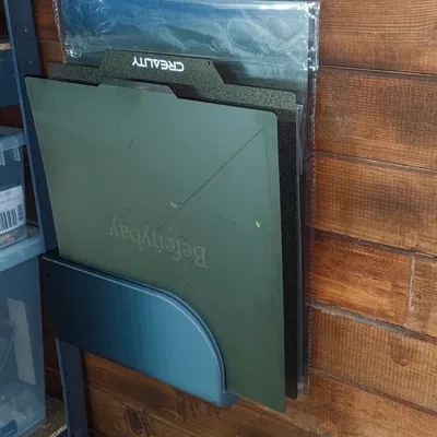 Giá đỡ bàn in gắn tường cho máy in 3D