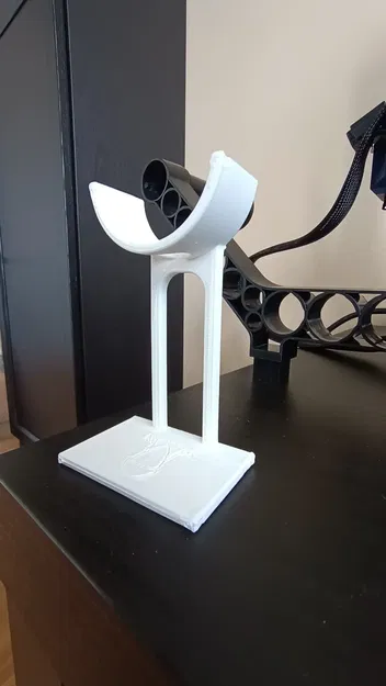 Giá đỡ camera tròn đơn giản với lỗ cáp USB - Image 4