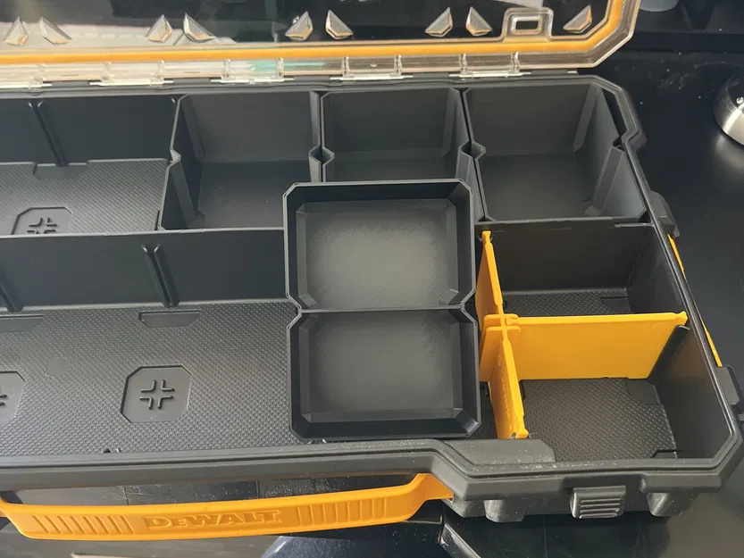 Thùng tổ chức Dewalt Pro Organizer thay thế ngăn chia - Image 3